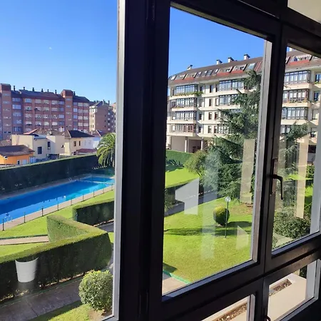 Apartamento Con Piscina Y Garaje Apartment *